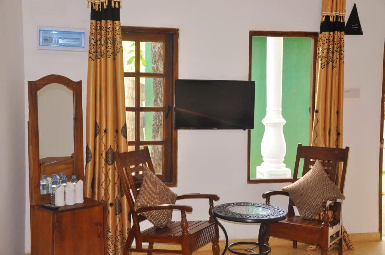 Kingfisher Resort Sigiriya Exterior foto